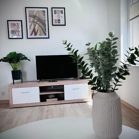 Apartament White Glove Deluxe Dywizji